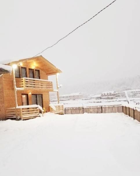 Villa Gablile Mestia Exteriér fotografie